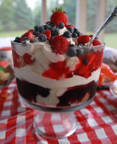 Amys Old Glory Trifle