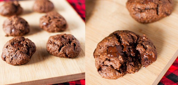 Vegan Chocolate Almond Cookies Vegan Chocolate Almond Cookies