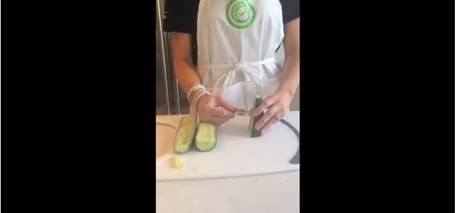 How to Seed a Cucumber How to Seed a Cucumber