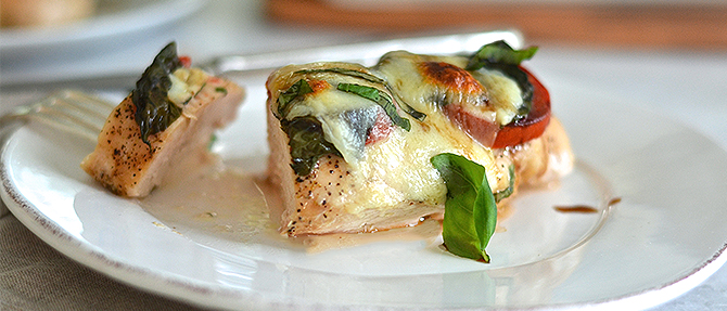How to Make Clean Eating Baked Caprese Chicken How to Make Clean Eating Baked Caprese Chicken